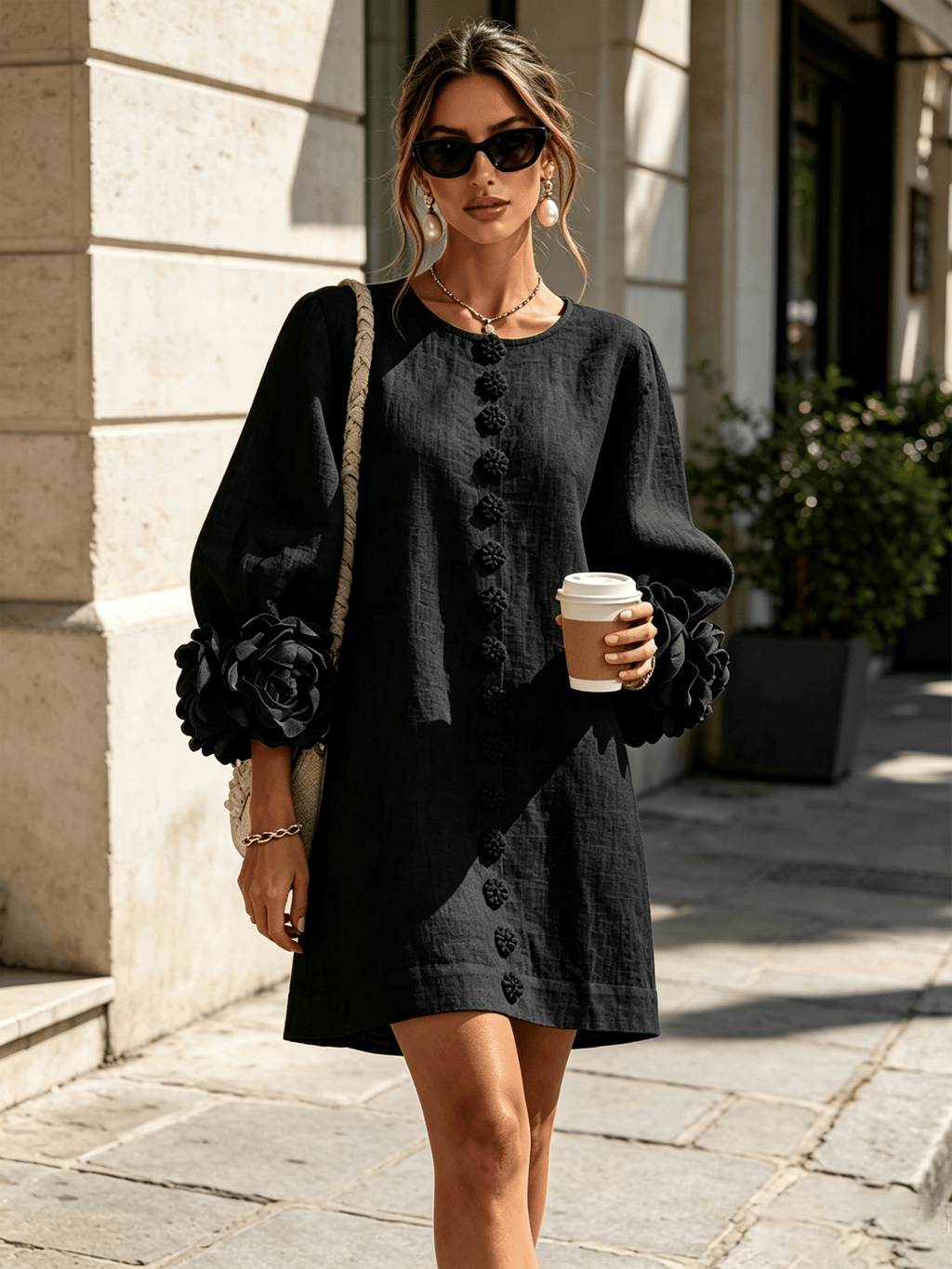 Cecilia | Minivestido en Mezcla de Lino con Puños de Rosa, Negro