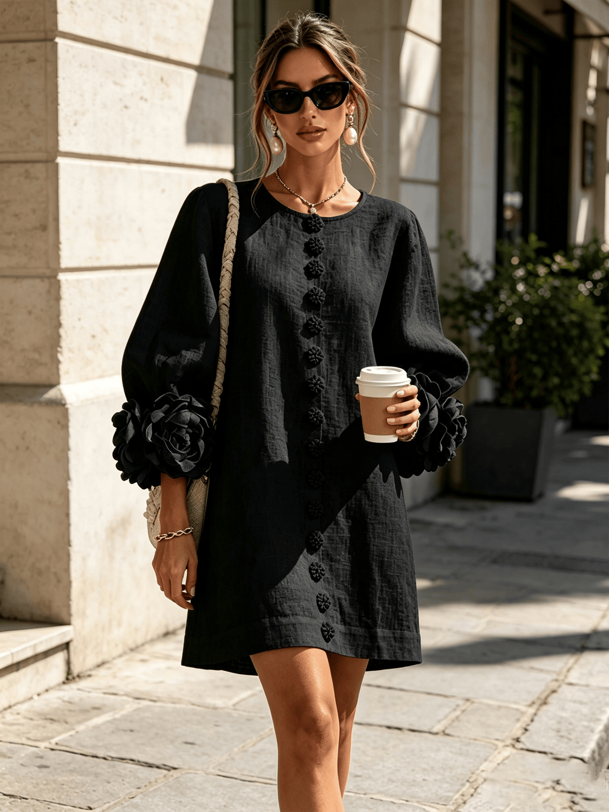 Cecilia | Minivestido en Mezcla de Lino con Puños de Rosa, Negro