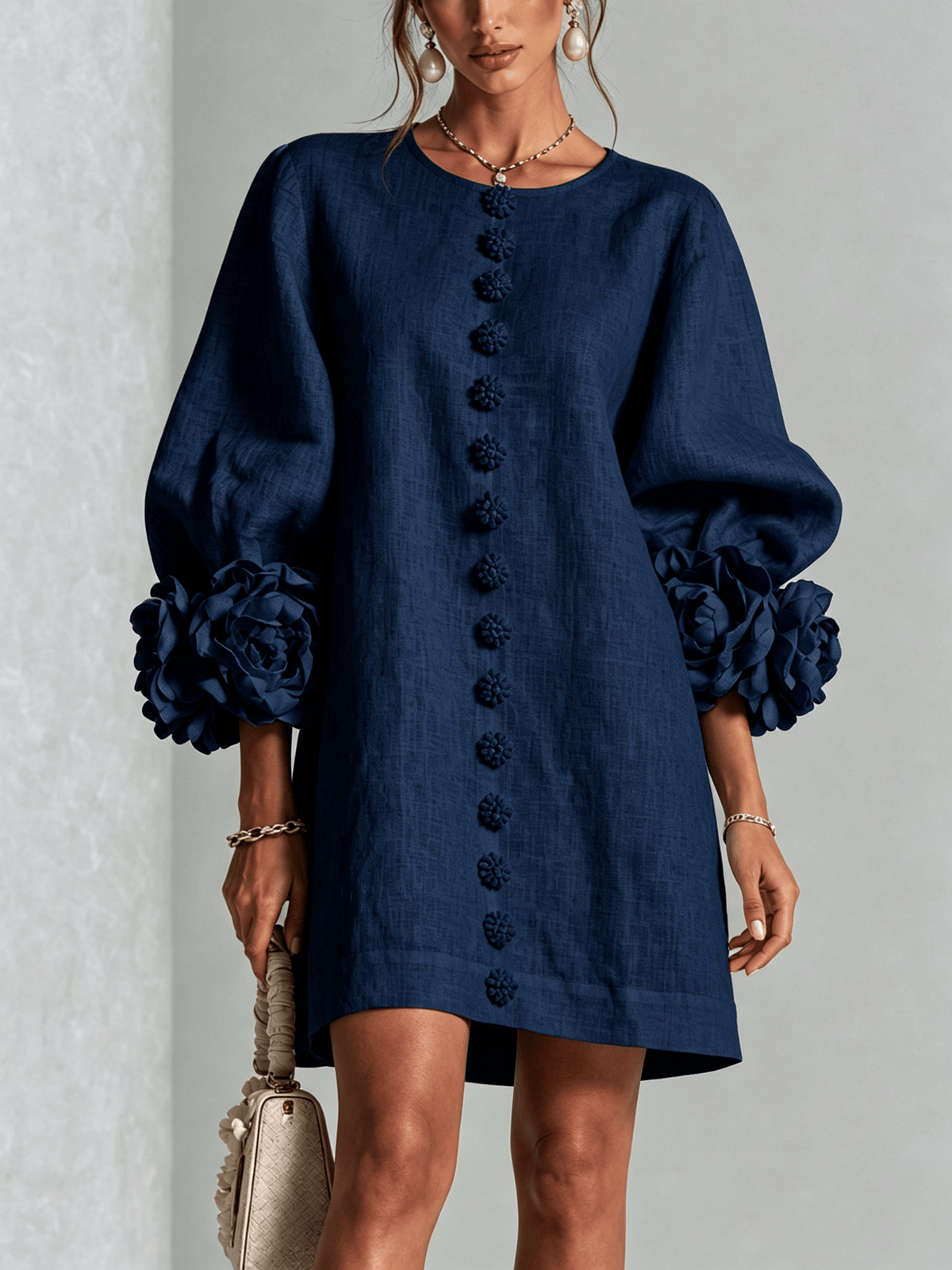 Marina | Minivestido en Mezcla de Lino con Puños de Rosa, Azul Marino
