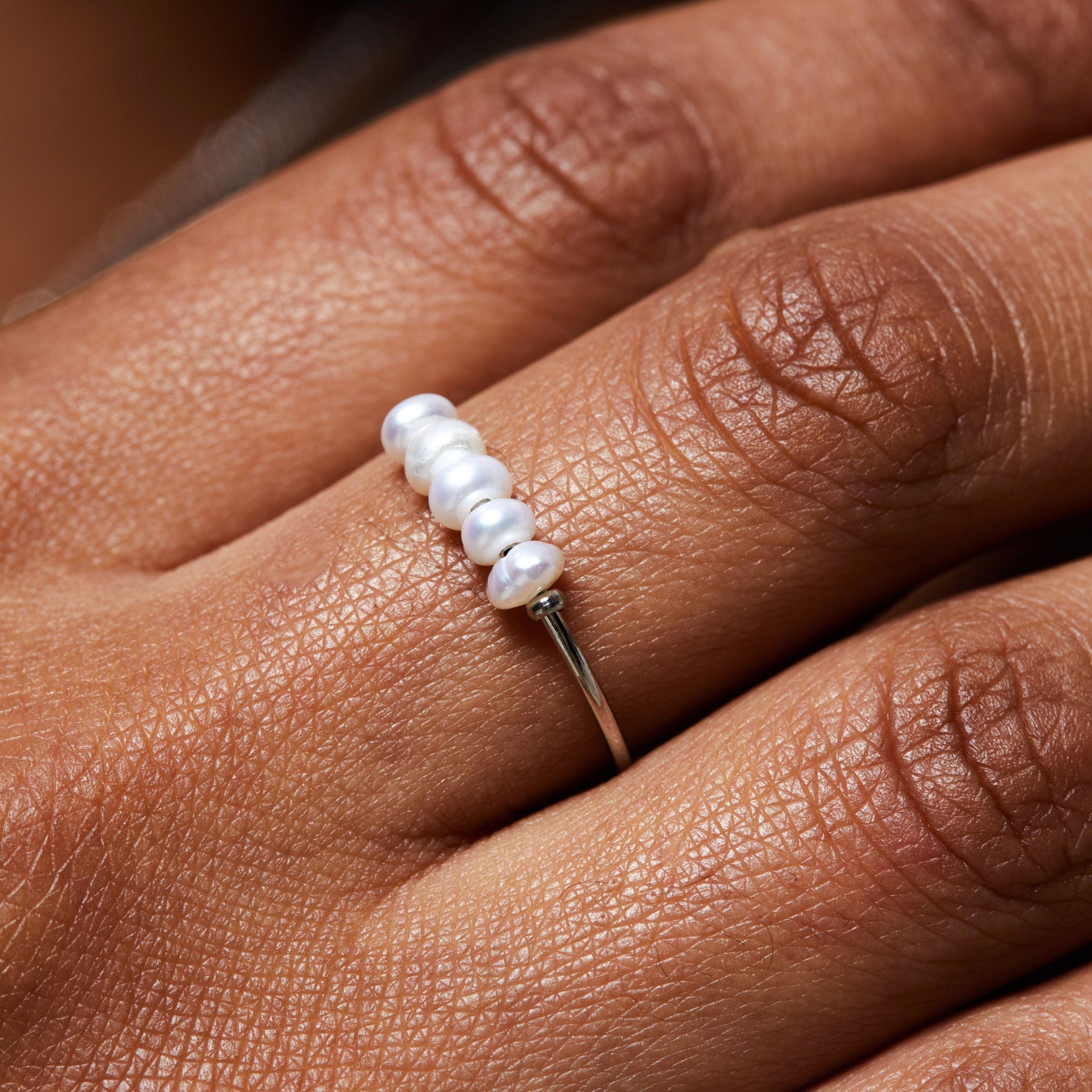 Anillo de Mini Perlas